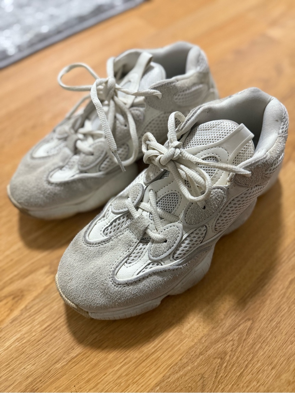Yeezy Suede & Mesh Trainer - White/Cream